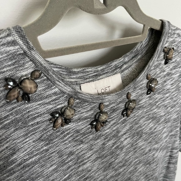 Gray Loft bejeweled short sleeve sweater size S - Picture 1 of 5